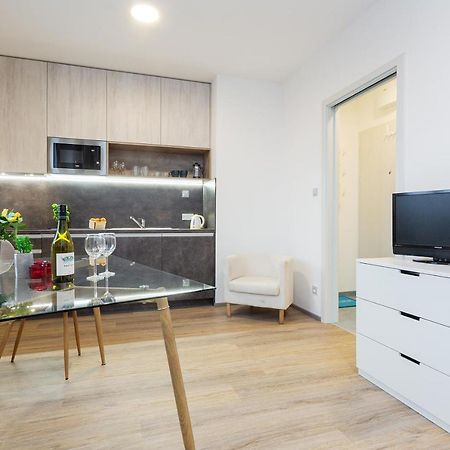 Harfa Apartments Прага Экстерьер фото