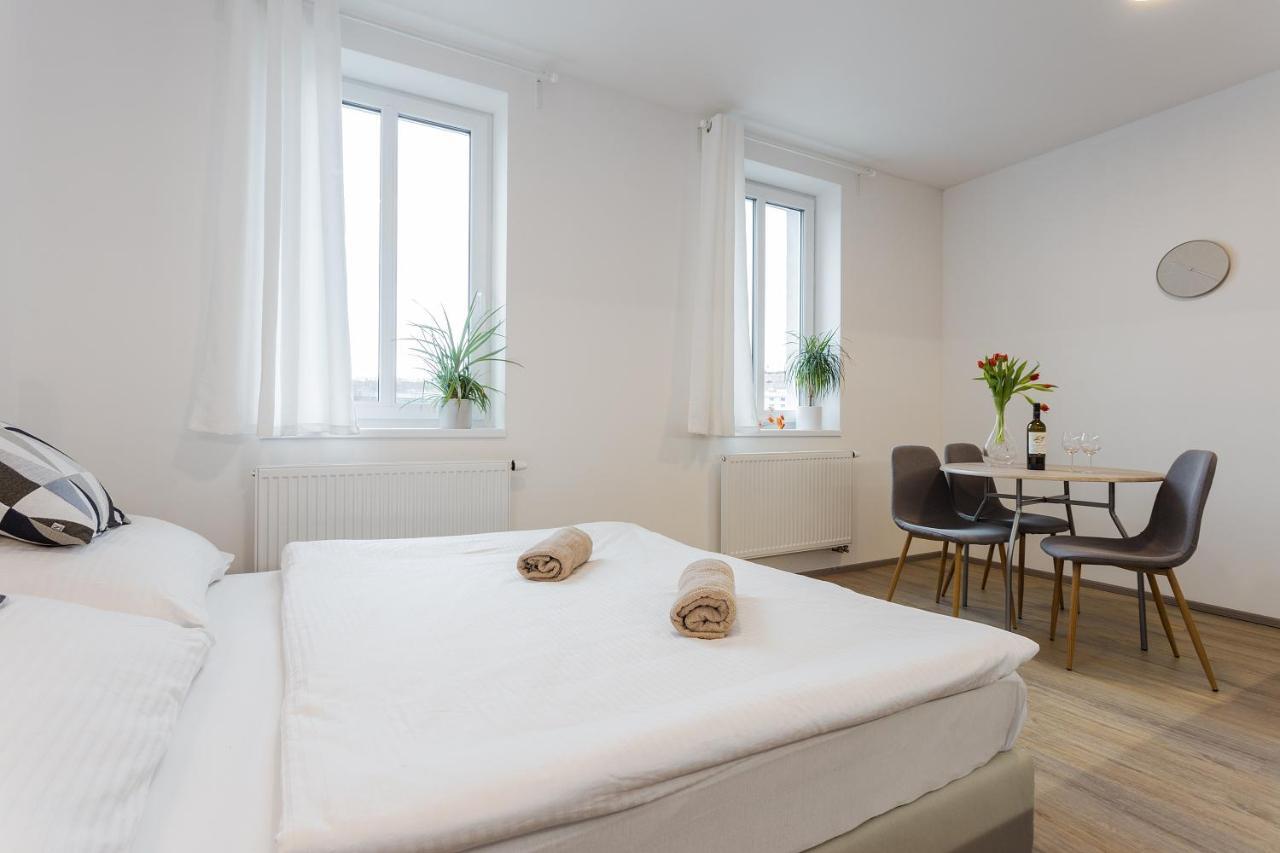 Harfa Apartments Прага Экстерьер фото