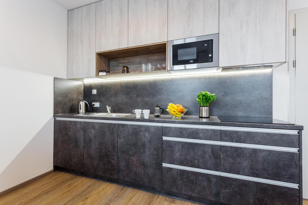 Harfa Apartments Прага Экстерьер фото