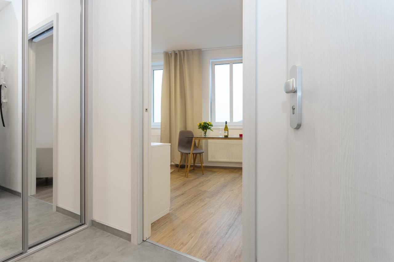 Harfa Apartments Прага Экстерьер фото