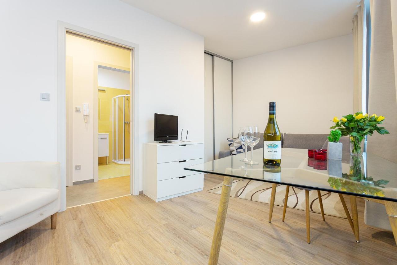 Harfa Apartments Прага Экстерьер фото